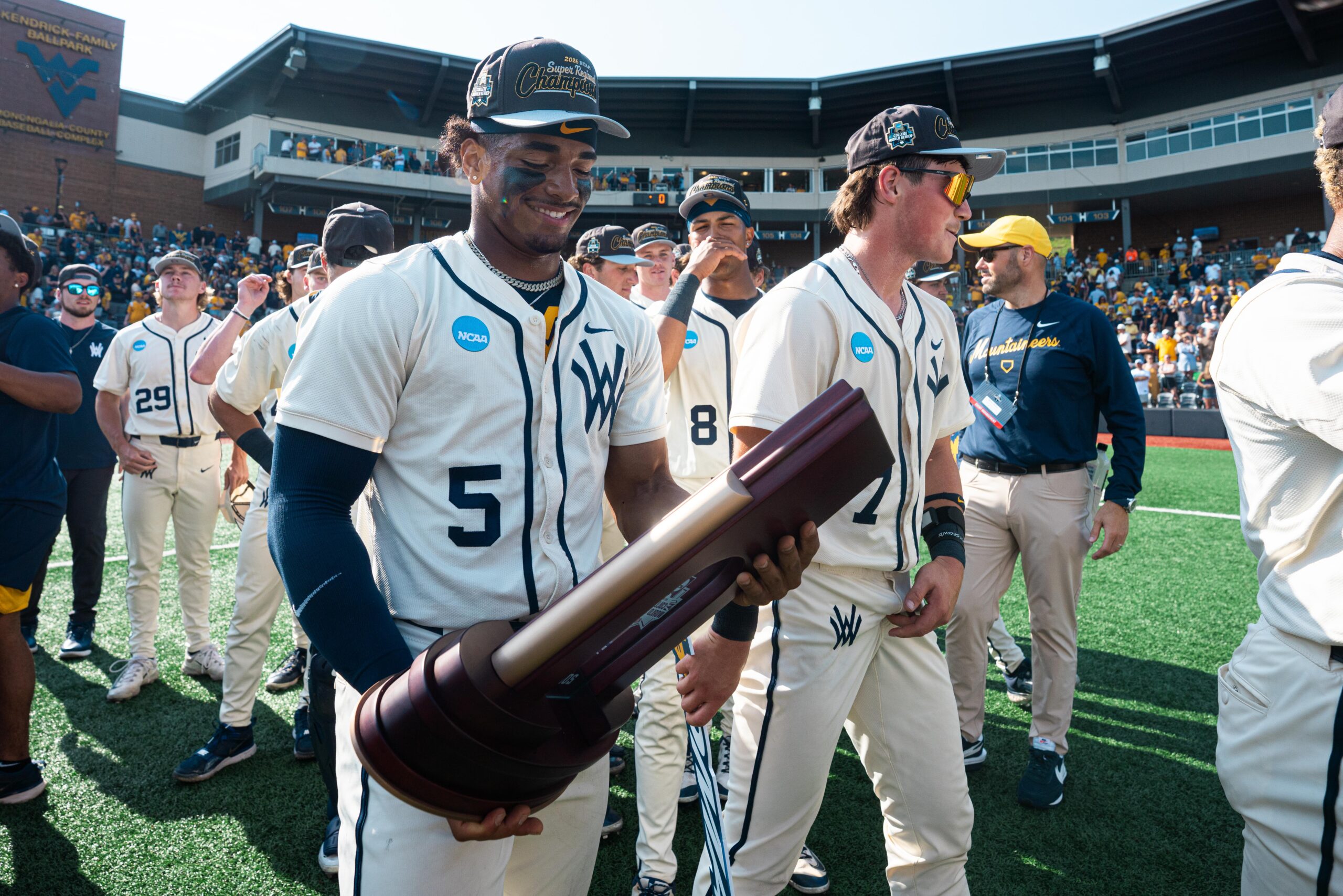 COLUMN: WVU baseball's season-ending loss to North Carolina in CWS shouldn't overshadow historic season
